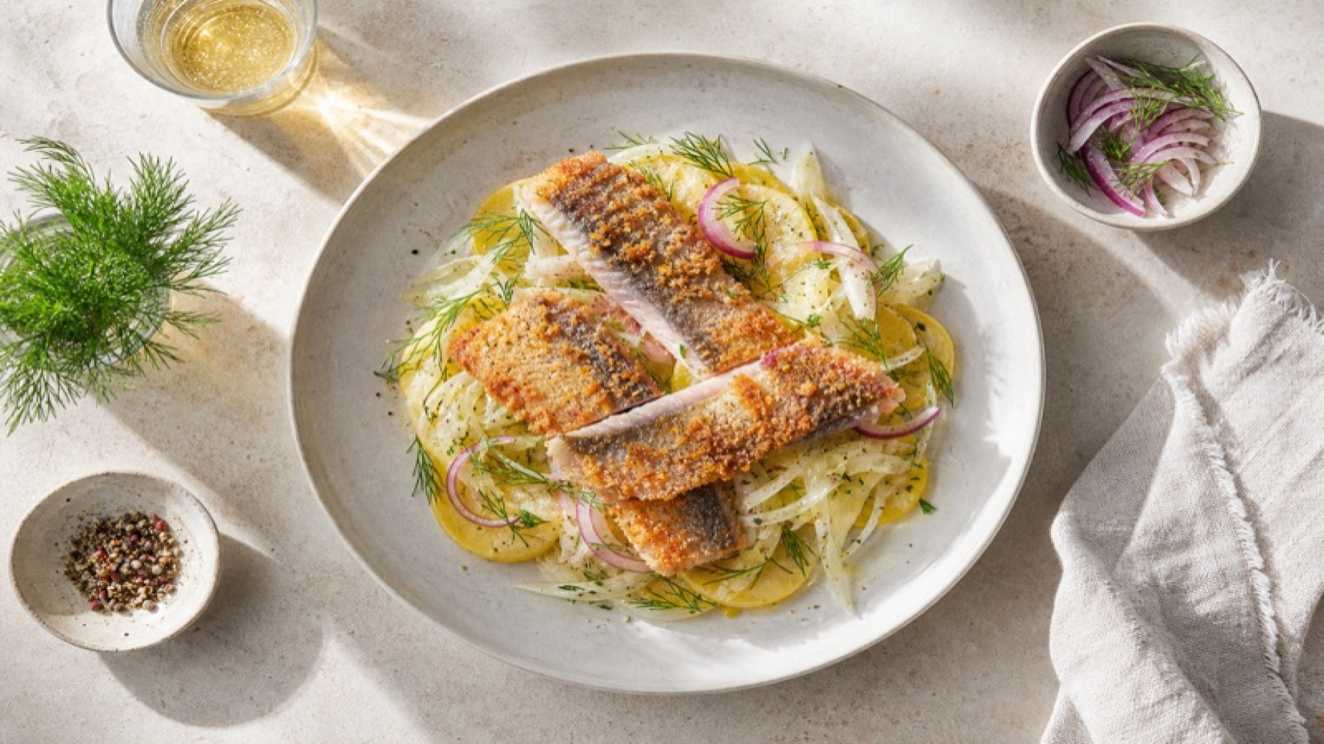 Knuspriger Matjes auf Kartoffel-Fenchel-Bett